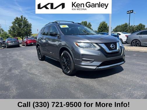 2017 Nissan Rogue SV