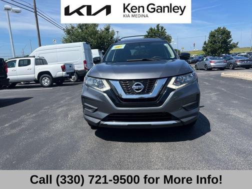 2017 Nissan Rogue SV