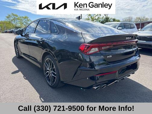 Ebony Black 2024 Kia K5 GT