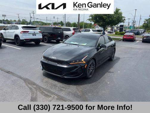 Ebony Black 2024 Kia K5 GT