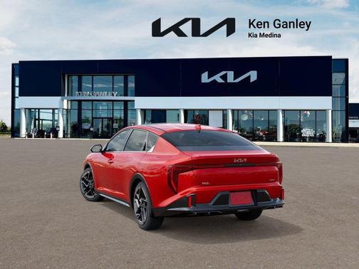 2025 Kia K4 GT-Line