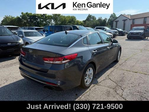 2017 Kia Optima LX