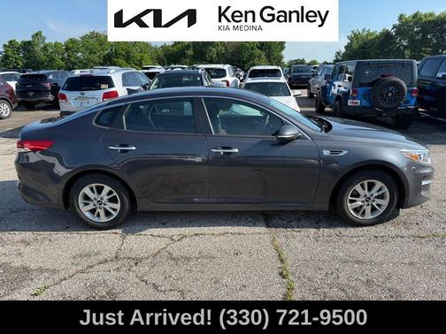 2017 Kia Optima LX