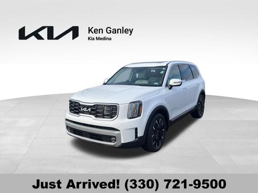 Glacial White Pearl 2023 Kia Telluride SX