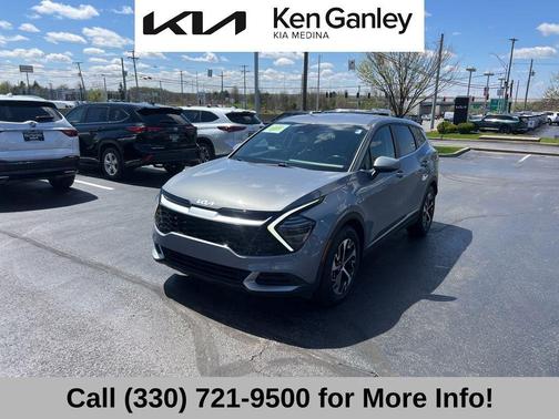 Everlasting Silver 2024 Kia Sportage EX