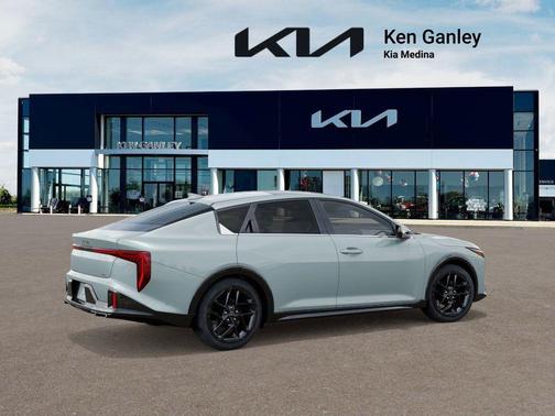 2025 Kia K4 GT-Line Turbo