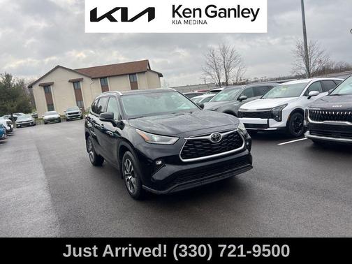 2021 Toyota Highlander XLE
