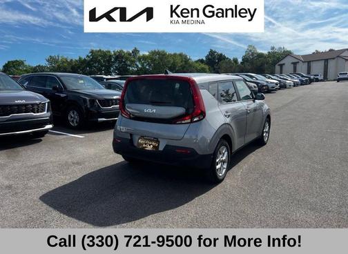 Steel Gray 2022 Kia Soul LX