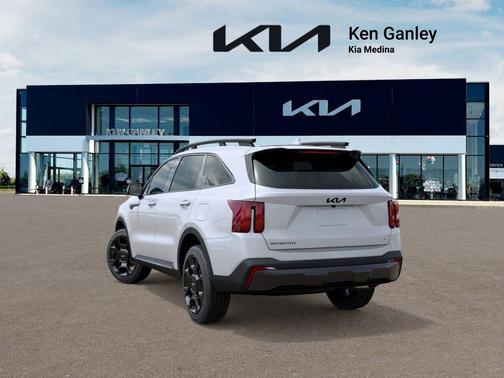 2025 Kia Sorento X-Line EX