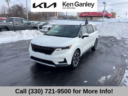 2024 Kia Carnival EX