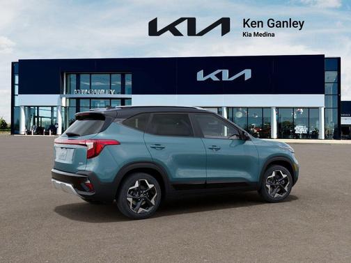 Blue / Black 2026 Kia Seltos S