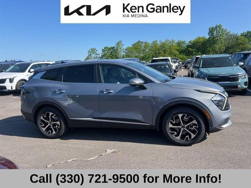 Everlasting Silver 2023 Kia Sportage EX