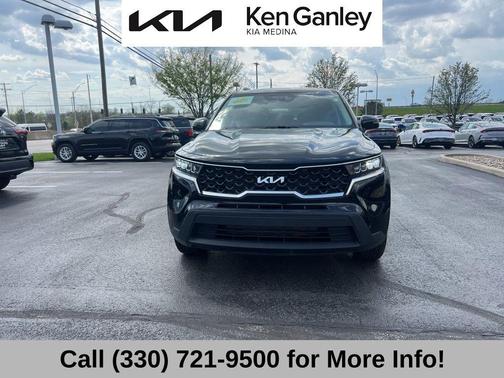 Ebony Black 2023 Kia Sorento LX