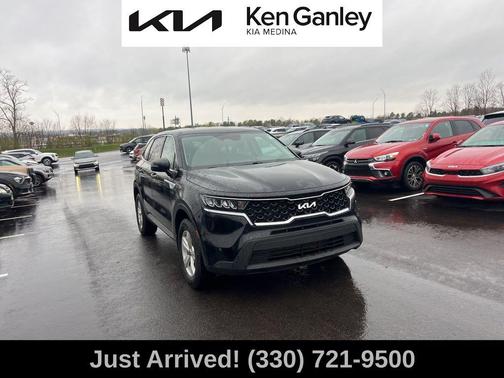 Ebony Black 2023 Kia Sorento LX