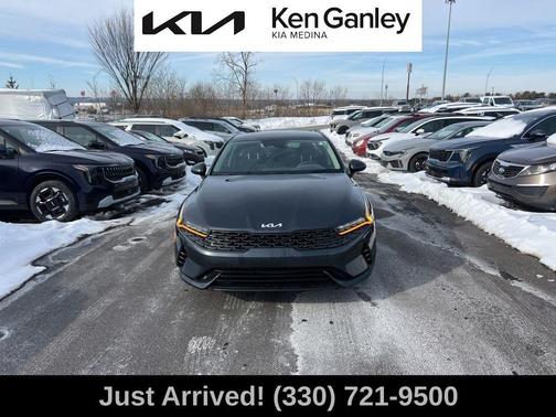 2022 Kia K5 LXS