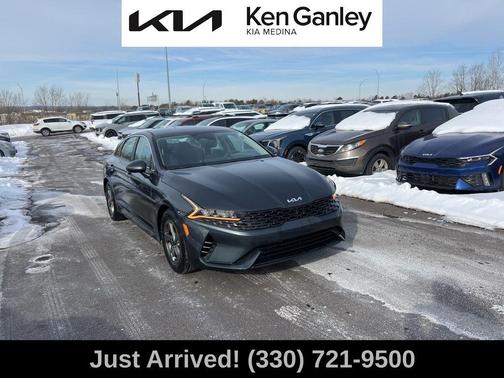 2022 Kia K5 LXS