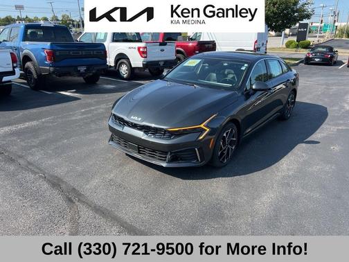2025 Kia K5 EX
