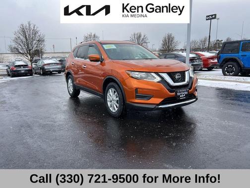 2018 Nissan Rogue SV