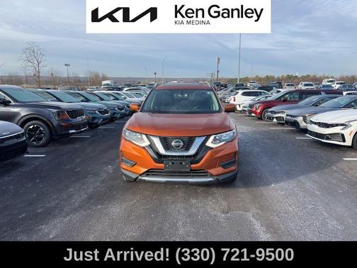 2018 Nissan Rogue SV