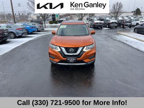 2018 Nissan Rogue SV