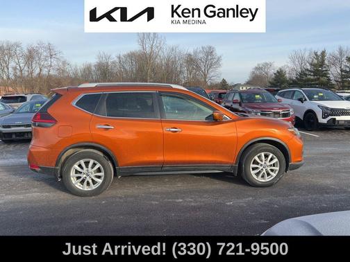 2018 Nissan Rogue SV