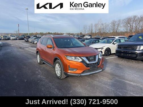 2018 Nissan Rogue SV