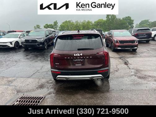 2022 Kia Telluride S