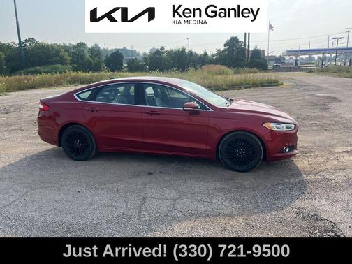 2014 Ford Fusion SE