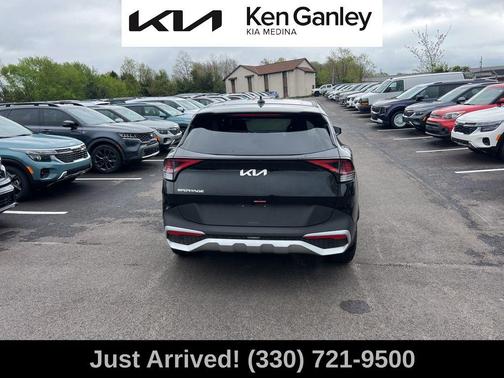 Ebony Black 2025 Kia Sportage EX
