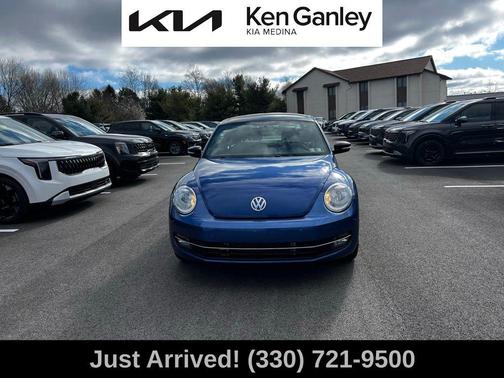 Reef Blue Metallic 2013 Volkswagen Beetle 2.0T Fender Edition