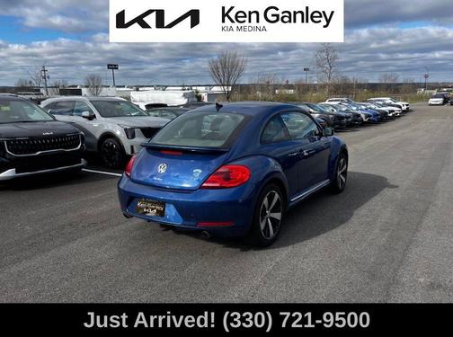 Reef Blue Metallic 2013 Volkswagen Beetle 2.0T Fender Edition