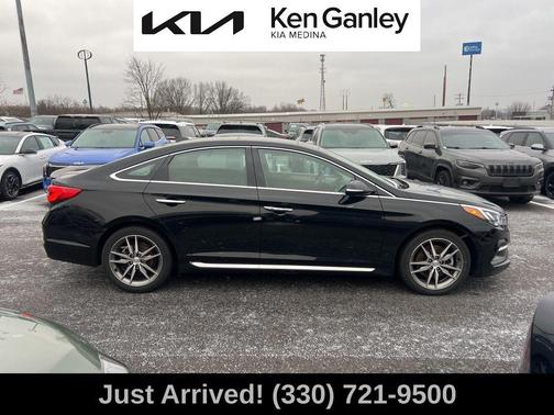 2015 Hyundai SONATA Sport 2.0T