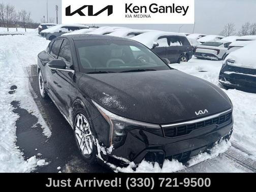 2025 Kia K4 GT-Line