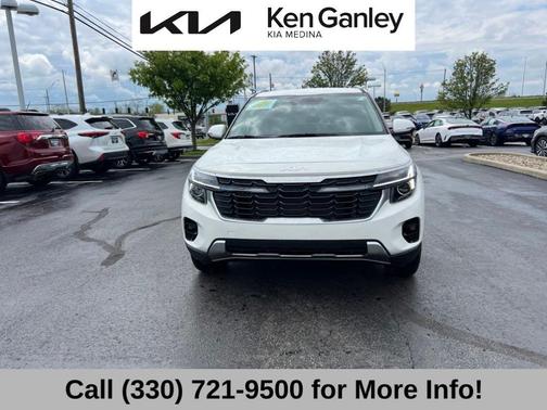 Snow White Pearl 2025 Kia Seltos S