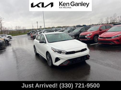 Snow White Pearl 2024 Kia Forte GT-Line