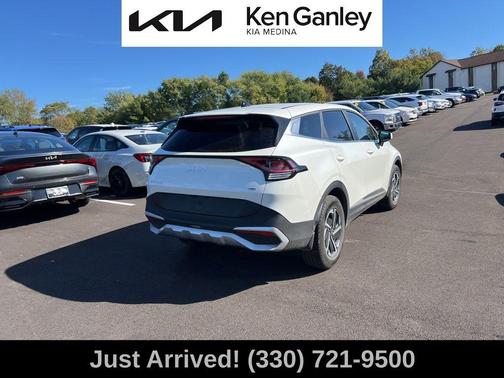 2023 Kia Sportage Hybrid LX