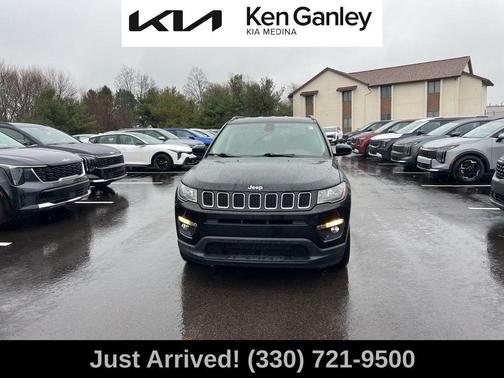 Diamond Black 2020 Jeep Compass Latitude