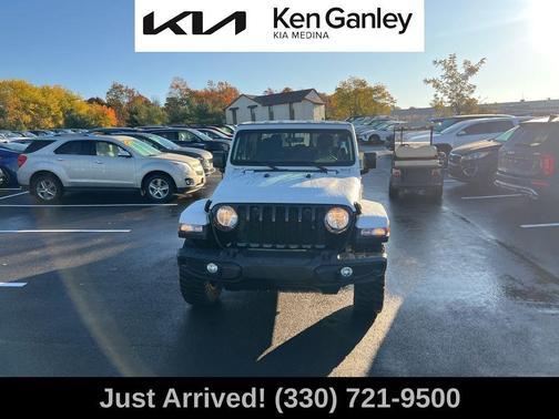 2023 Jeep Gladiator Sport