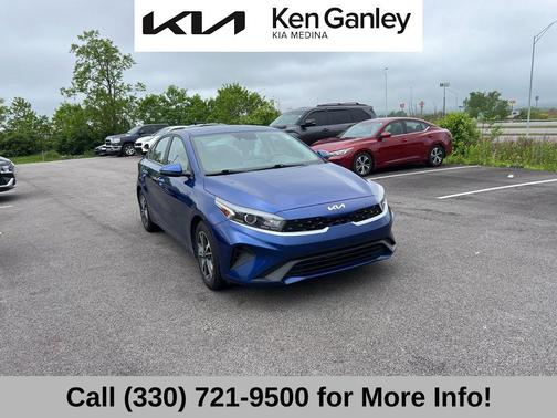 Blue 2023 Kia Forte LXS