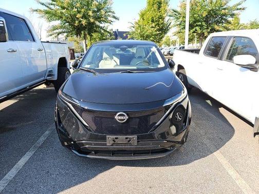 Black Diamond Pearl 2023 Nissan ARIYA ENGAGE