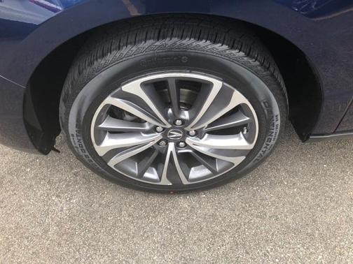 Photo 4 of 21 of 2019 Acura MDX 3.5L w/Technology Package