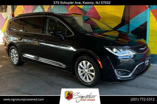 2018 Chrysler Pacifica Touring-L