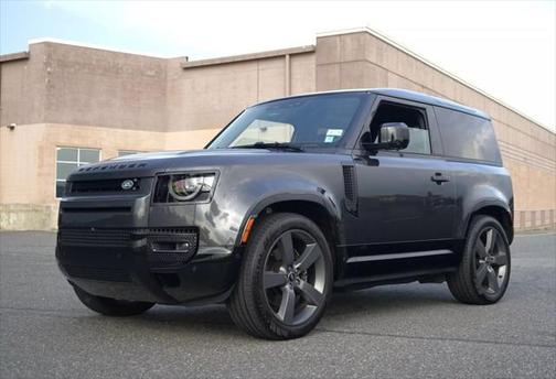 2022 Land Rover Defender V8