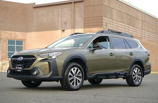 2024 Subaru Outback Premium