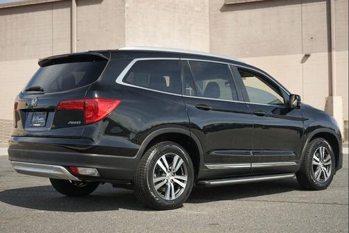 Crystal Black Pearl 2018 Honda Pilot EX-L