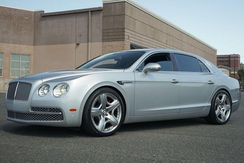 Moonbeam Metallic 2014 Bentley Flying Spur Base