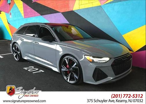 Gray 2022 Audi RS 6 Avant 4.0T