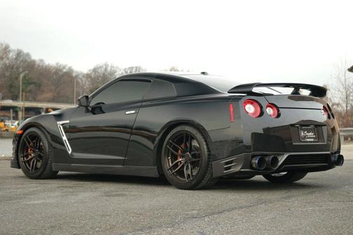 2016 Nissan GT-R Premium