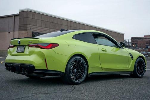 2022 BMW M4 Base