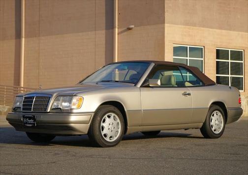 1995 Mercedes-Benz E-Class E 320 Cabriolet 2D